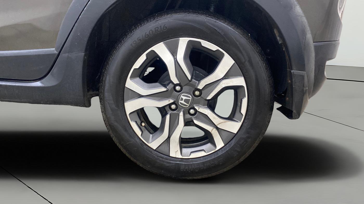 2018 Honda WR-V 1.5L I-DTEC VX MT, Diesel, Manual, 1,33,456 km, Left Rear Wheel