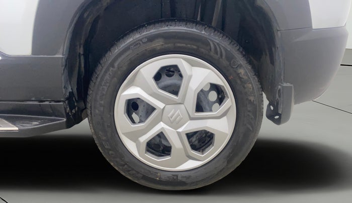 2022 Maruti BREZZA VXI AT SMART HYBRID, Petrol, Automatic, 10,563 km, Left Rear Wheel