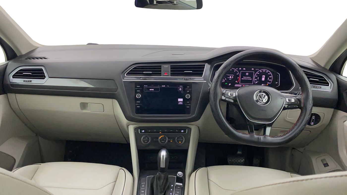 2019 Volkswagen TIGUAN ALL SPACE 2.0 TSI, Petrol, Automatic, 1,20,544 km, Dashboard