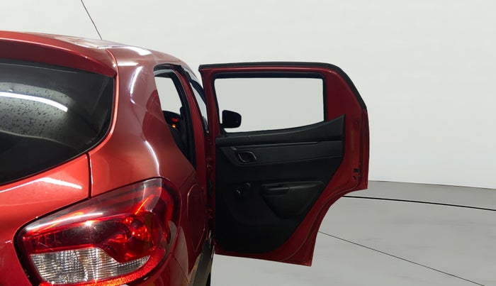 2017 Renault Kwid RXT 1.0 AMT (O), Petrol, Automatic, 79,156 km, RHS Rear Door