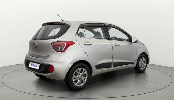 2017 Hyundai Grand i10 MAGNA 1.2 KAPPA VTVT, Petrol, Manual, 35,101 km, Right Back Diagonal