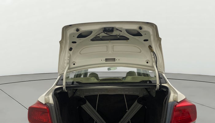 2013 Honda Amaze 1.5L I-DTEC VX, Diesel, Manual, 1,40,616 km, Boot Door Open