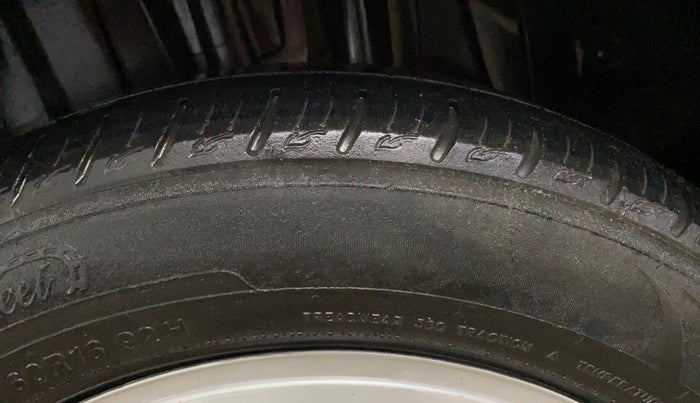 2021 Maruti Vitara Brezza VXI, Petrol, Manual, 79,631 km, Left Rear Tyre Tread
