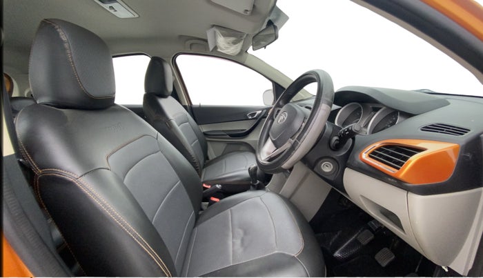 2016 Tata Tiago XZ PETROL, Petrol, Manual, 64,967 km, Right Side Front Door Cabin