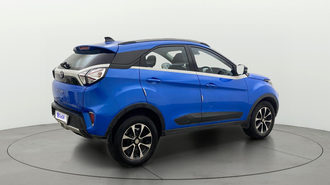 2020 Tata NEXON XZA PLUS (O) DIESEL, Diesel, Automatic, 1,28,495 km, Right Back Diagonal