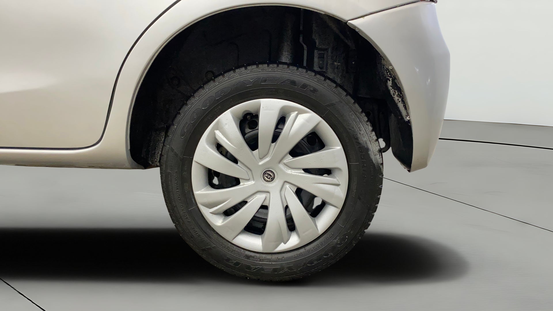 camera-Left-Rear-Wheel