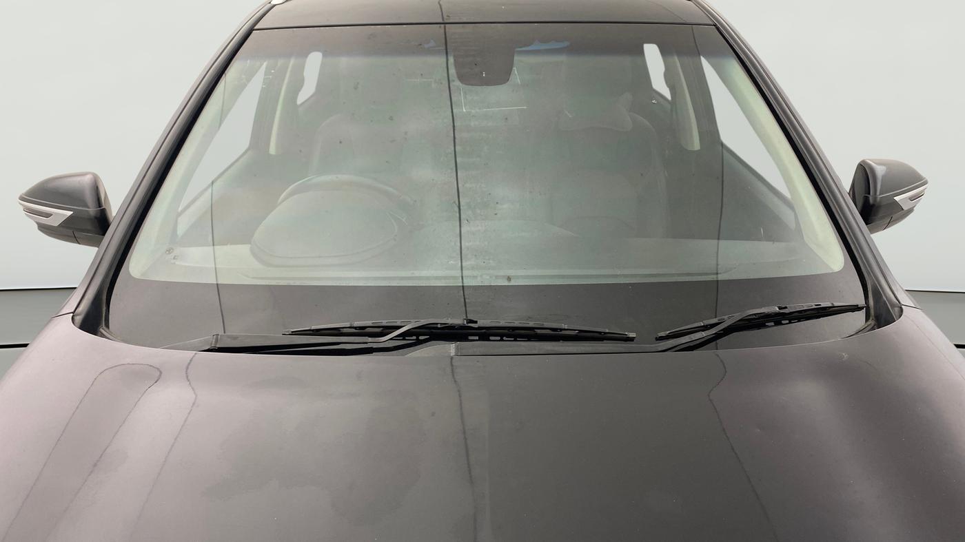 2019 MG HECTOR SHARP 2.0 DIESEL, Diesel, Manual, 1,22,590 km, Front Windshield