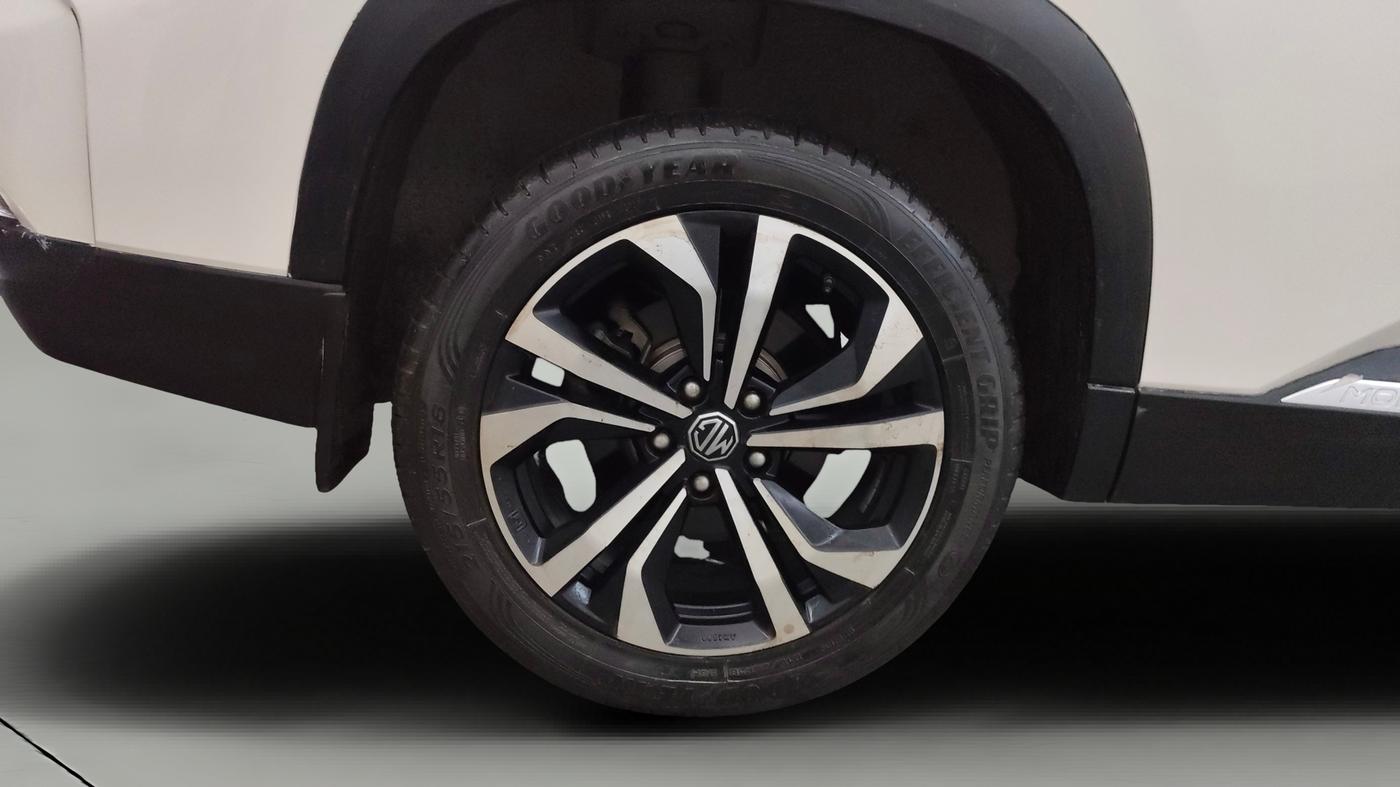 2023 MG HECTOR SHARP PRO 1.5 PETROL TURBO CVT PETROL, Petrol, Automatic, 22,983 km, Right Rear Wheel