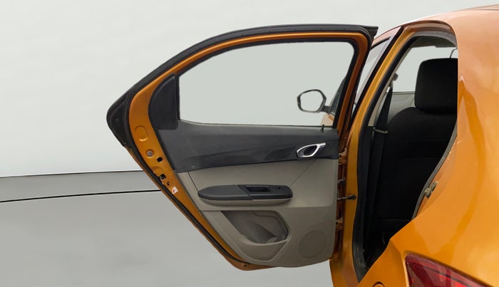 2016 Tata Tiago XZ DIESEL, Diesel, Manual, 77,558 km, LHS Rear Door