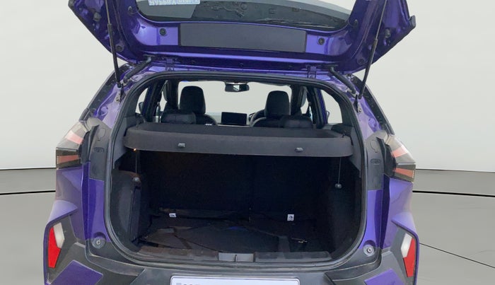 2023 Tata NEXON FEARLESS + SUNROOF DCA DUAL TONE 1.2 PETROL, Petrol, Automatic, 33,711 km, Boot Open Zoomed View