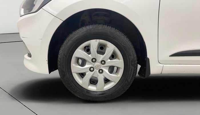 2016 Hyundai Elite i20 SPORTZ 1.2, Petrol, Manual, 1,10,423 km, Left Front Wheel