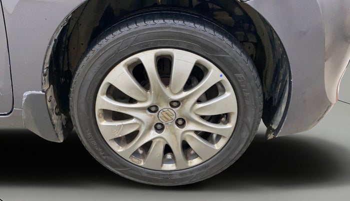 2017 Maruti Baleno ALPHA DIESEL 1.3, Diesel, Manual, 88,391 km, Right Front Wheel