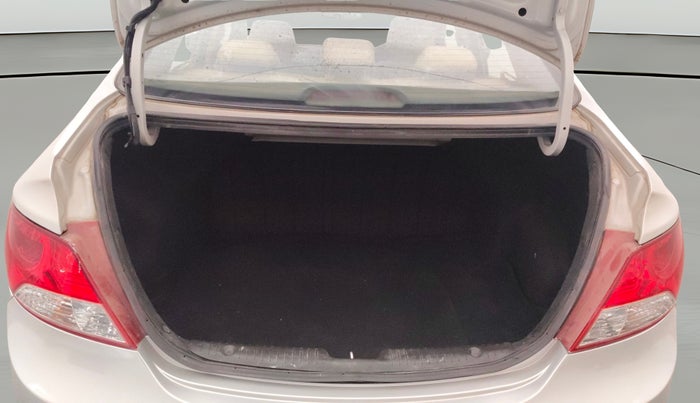 2013 Hyundai Verna FLUIDIC 1.6 VTVT SX, Petrol, Manual, 50,683 km, Boot Open Zoomed View