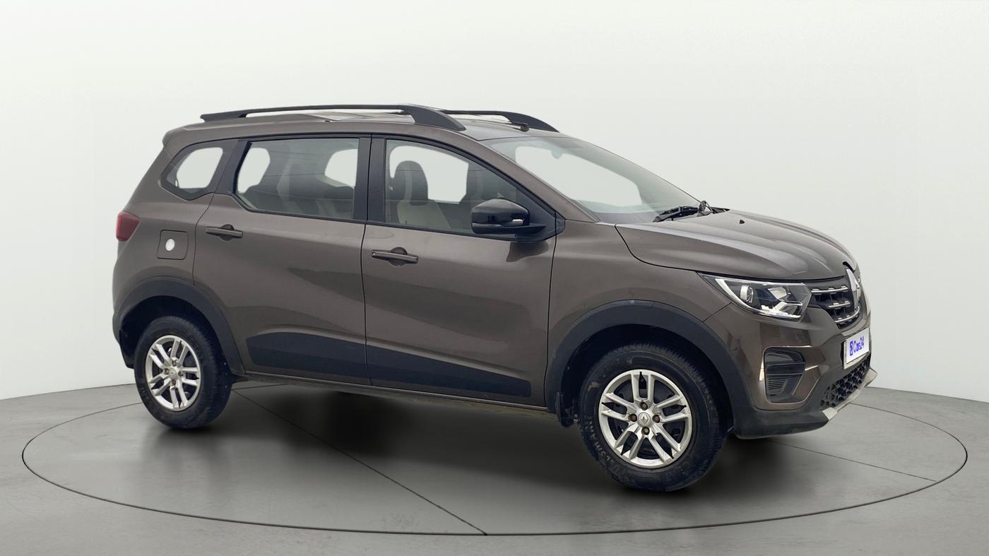 2023 Renault TRIBER RXT, Petrol, Manual, 14,905 km, Right Front Diagonal