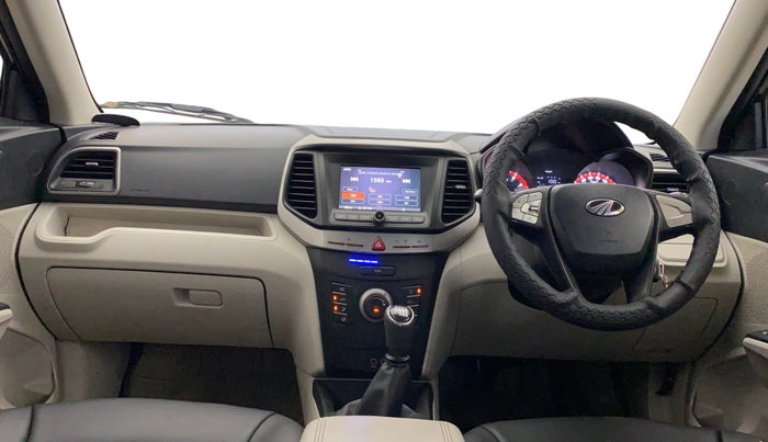2019 Mahindra XUV300 W6 1.2 PETROL, Petrol, Manual, 67,763 km, Dashboard