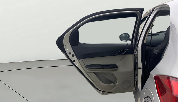 2018 Tata Tiago XT DIESEL, Diesel, Manual, 99,649 km, LHS Rear Door