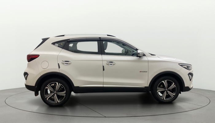 2023 MG ASTOR SAVVY 1.5 CVT, Petrol, Automatic, 19,617 km, Right Side View