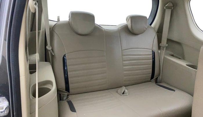 2015 Maruti Ertiga VXI, Petrol, Manual, 46,143 km, Third Seat Row ( optional )