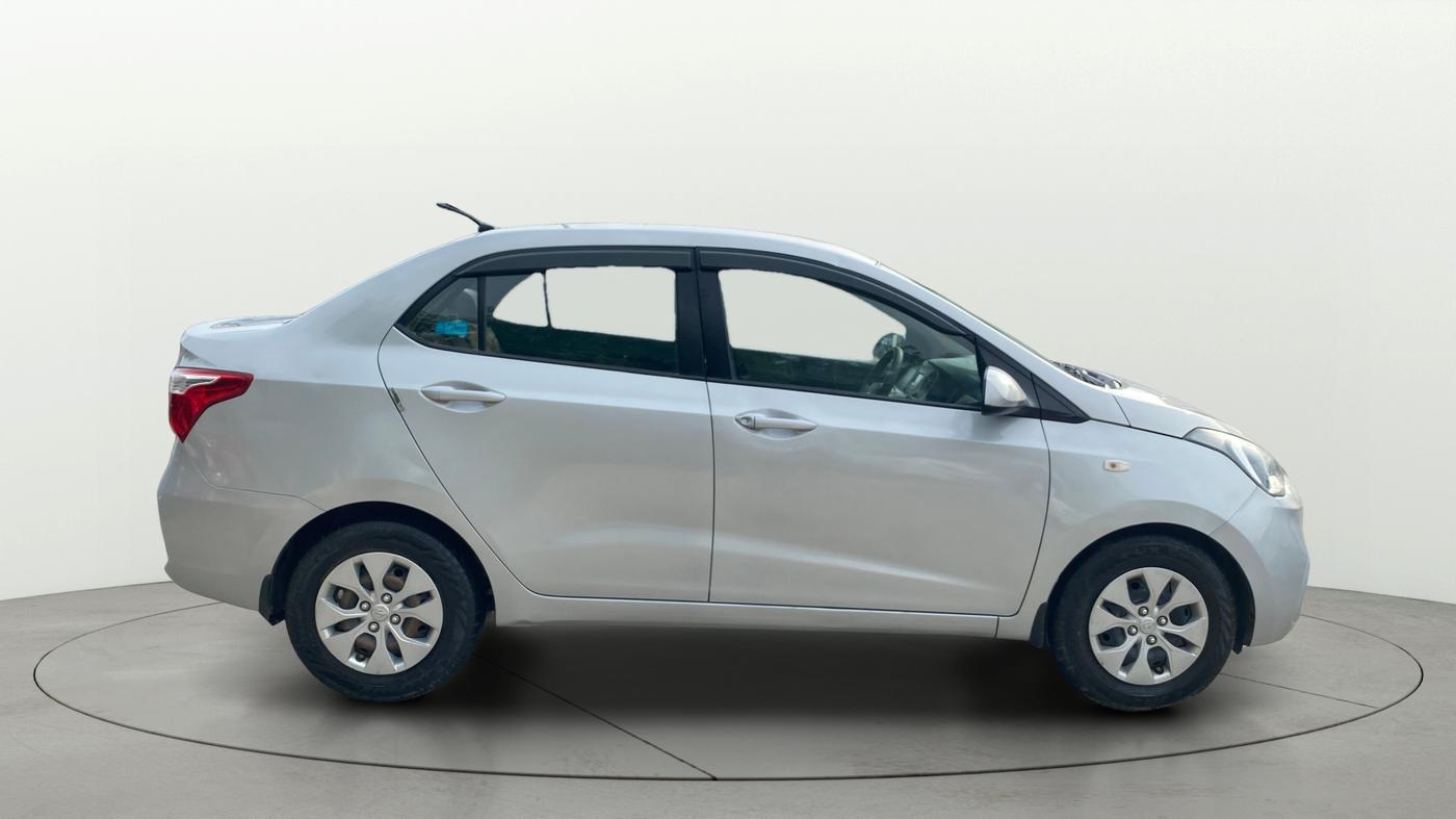2018 Hyundai Xcent E+, Petrol, Manual, 97,614 km, Right Side View