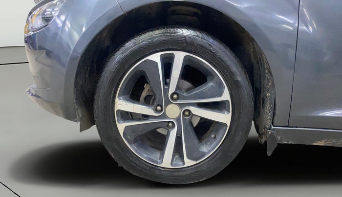 2021 Tata ALTROZ XZ PETROL, Petrol, Manual, 59,885 km, Left Front Wheel