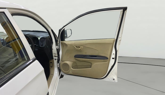 2015 Honda Amaze 1.2L I-VTEC E, Petrol, Manual, 1,45,917 km, RHS Front Door