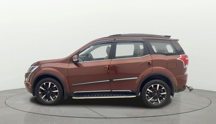 2021 Mahindra XUV500 W11(O), Diesel, Manual, 21,359 km, Left Side