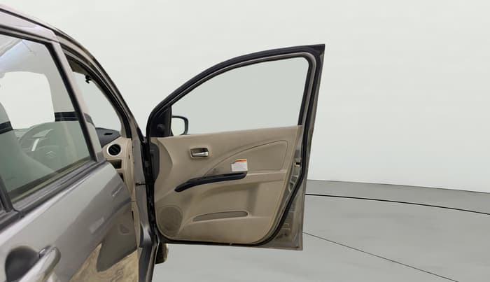 2018 Maruti Celerio VXI CNG, CNG, Manual, 1,11,914 km, RHS Front Door