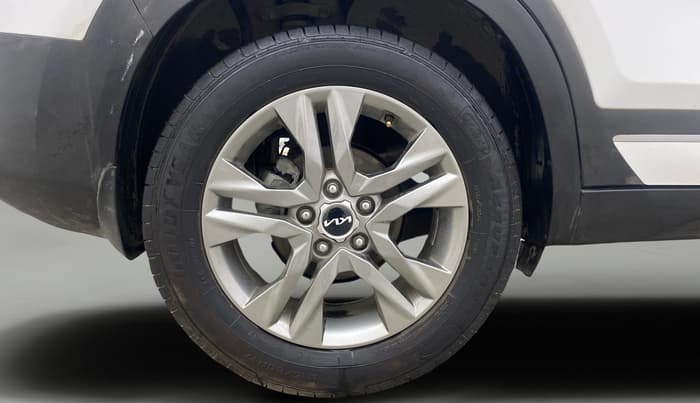 2023 KIA SELTOS HTX PLUS 1.5 IMT DIESEL, Diesel, Manual, 31,834 km, Right Rear Wheel