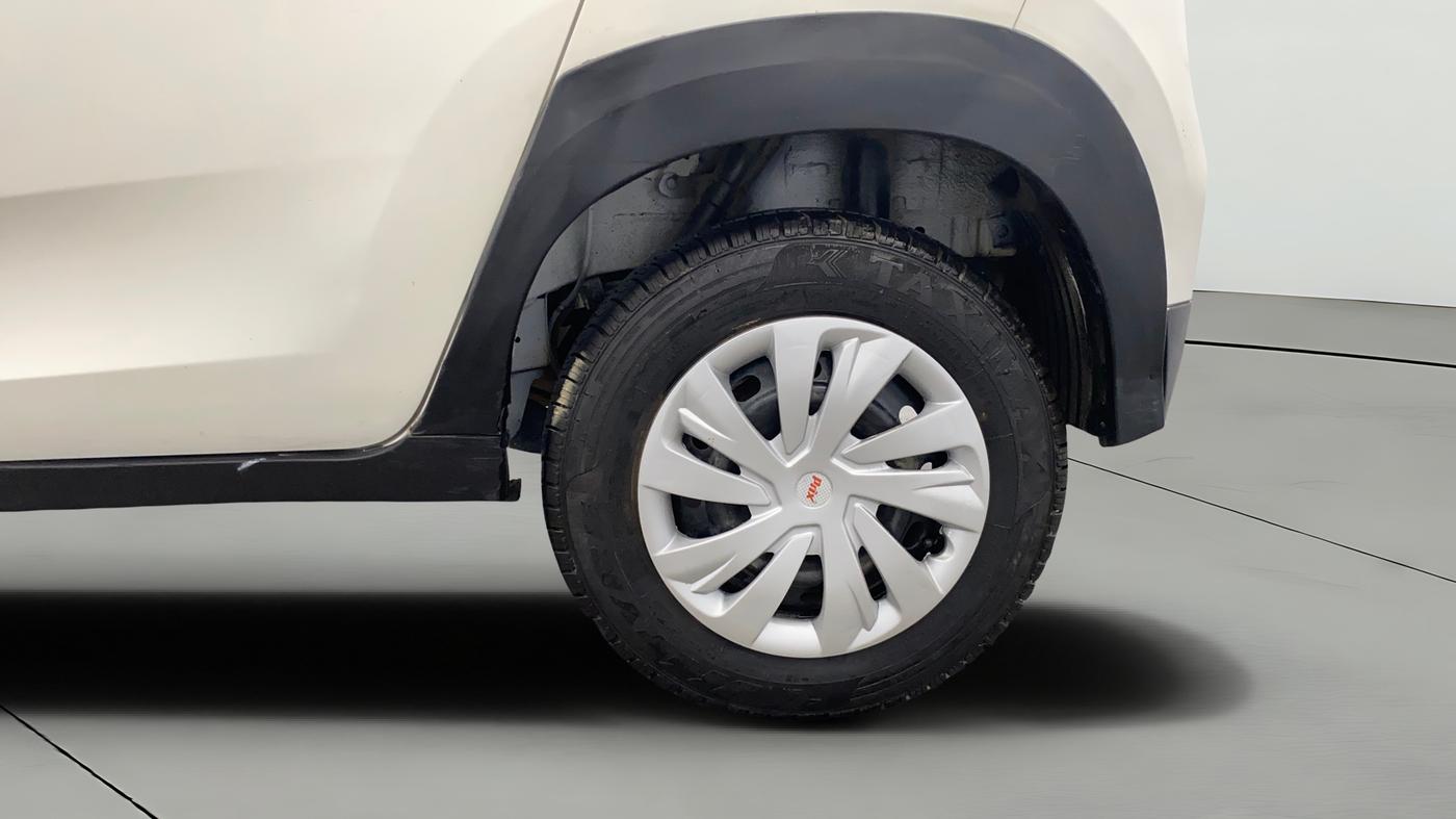 2017 Mahindra KUV 100 NXT K4+ D 6 STR, Diesel, Manual, 98,054 km, Left Rear Wheel