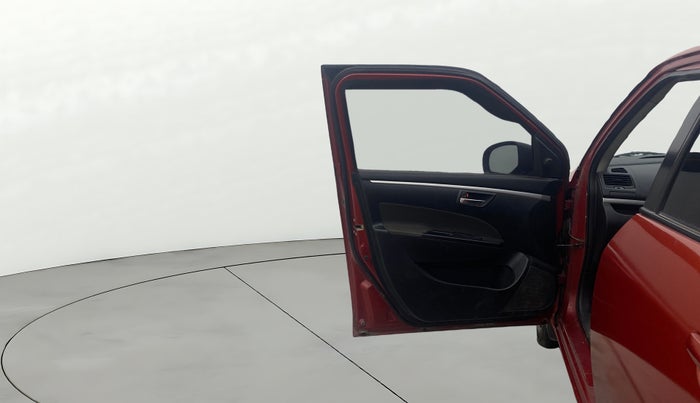 2014 Maruti Swift VDI, Diesel, Manual, 91,390 km, LHS Front Door