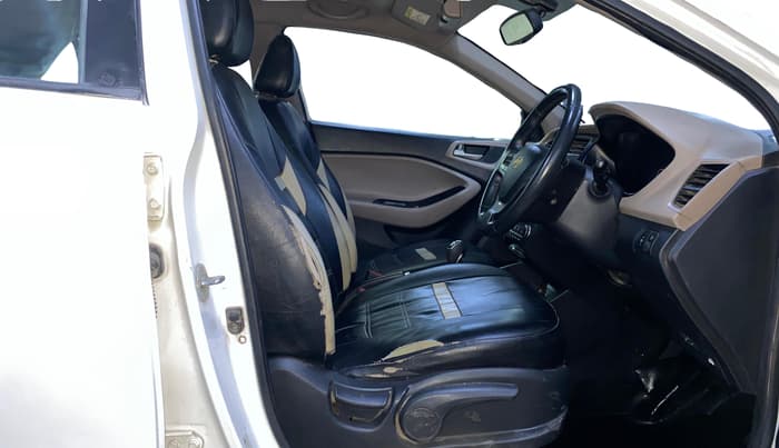 2015 Hyundai Elite i20 ASTA 1.4 CRDI, Diesel, Manual, 82,355 km, Right Side Front Door Cabin