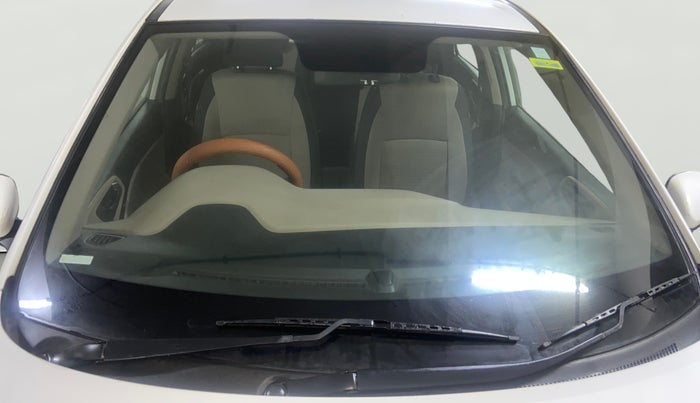 2016 Hyundai Elite i20 ASTA 1.4 CRDI (O), Diesel, Manual, 76,146 km, Front Windshield