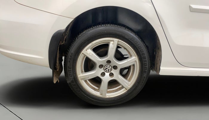 2012 Volkswagen Vento HIGHLINE PETROL AT, Petrol, Automatic, 1,12,420 km, Right Rear Wheel