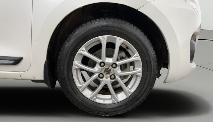 2023 Maruti Swift ZXI, Petrol, Manual, 30,782 km, Right Front Wheel