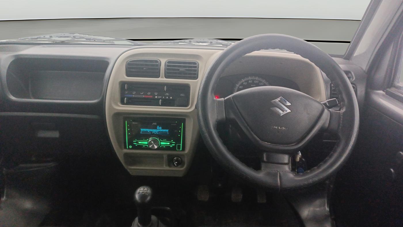 2020 Maruti Eeco 7 STR, Petrol, Manual, 30,456 km, Steering Wheel Close Up