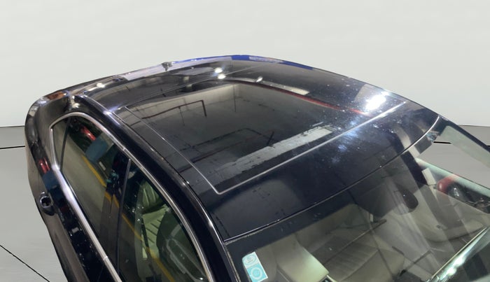 2016 Skoda Superb L&K 1.8 TSI AT, Petrol, Automatic, 28,278 km, Roof