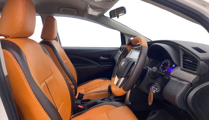 2022 Toyota Innova Crysta 2.7 GX AT 7 STR, Petrol, Automatic, 22,173 km, Right Side Front Door Cabin