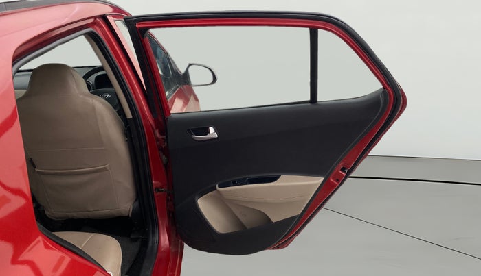 2017 Hyundai Grand i10 SPORTZ (O) AT 1.2 KAPPA VTVT, Petrol, Automatic, 45,928 km, RHS Rear Door