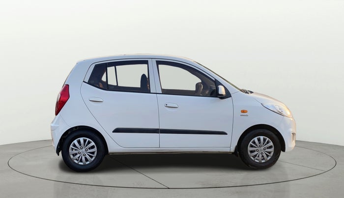 2017 Hyundai i10 SPORTZ (O) 1.2, Petrol, Manual, 35,320 km, Right Side View