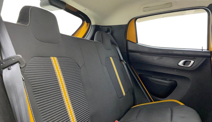 2023 Renault Kwid CLIMBER AMT 1.0, Petrol, Automatic, 15,960 km, Right Side Rear Door Cabin