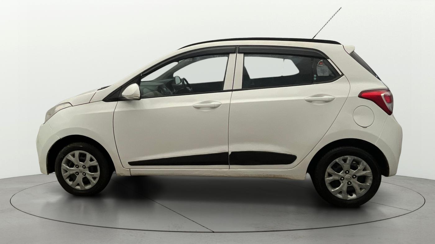 2016 Hyundai Grand i10 SPORTZ 1.2 KAPPA VTVT, CNG, Manual, 77,378 km, Left Side