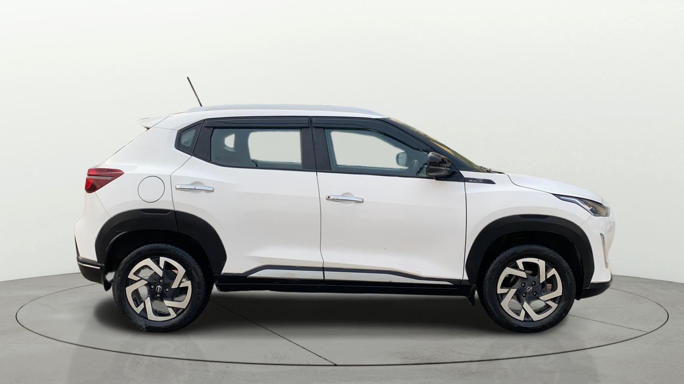 2022 Nissan MAGNITE XV TURBO CVT, Petrol, Automatic, 18,547 km, Right Side View