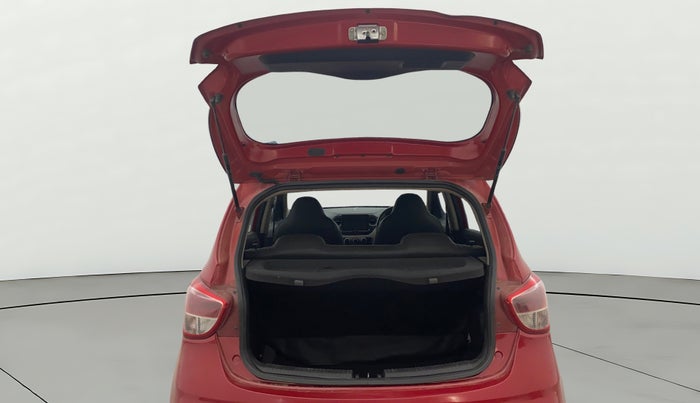 2018 Hyundai Grand i10 MAGNA 1.2 KAPPA VTVT, Petrol, Manual, 66,969 km, Boot Door Open