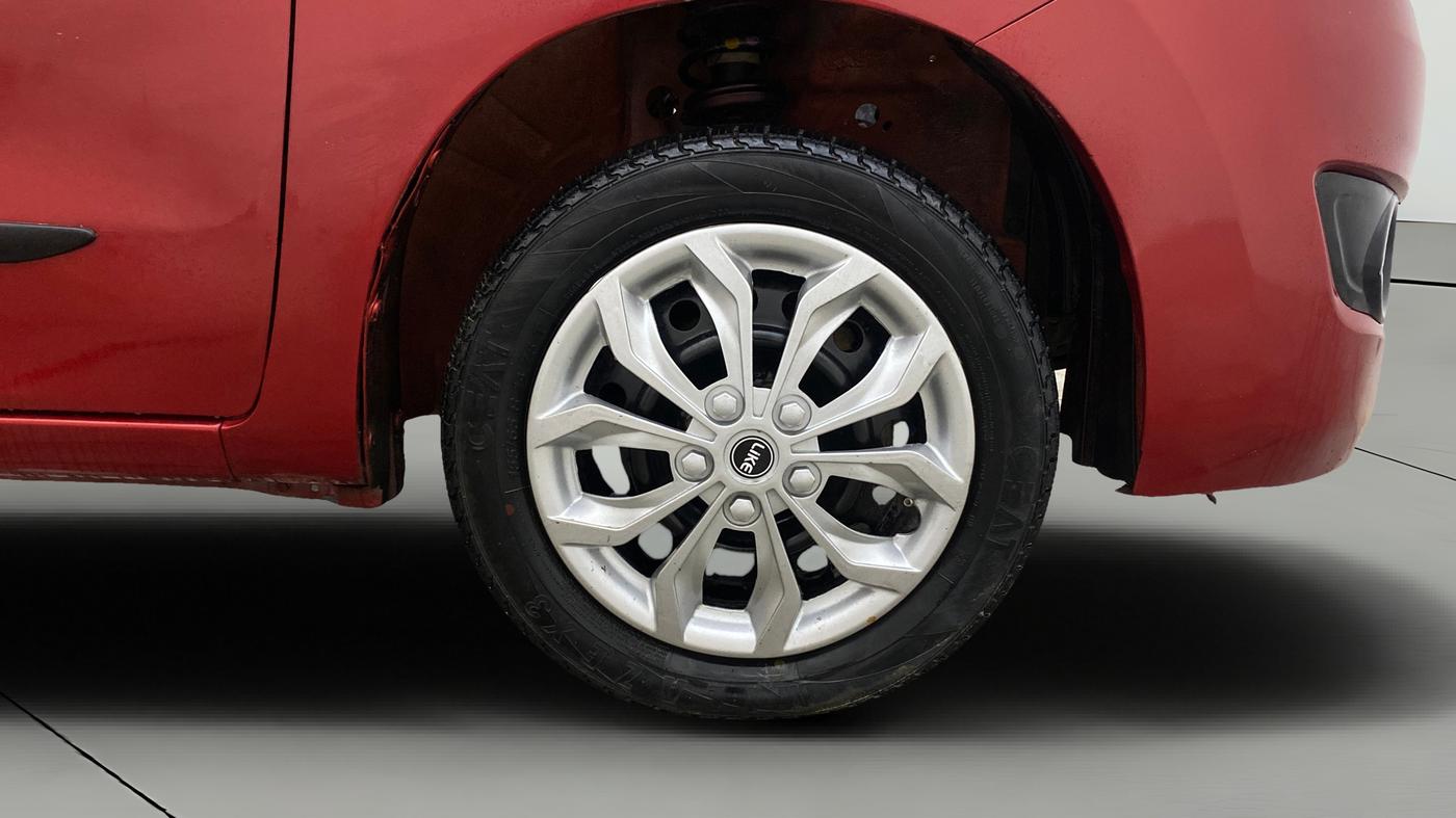2016 Maruti Wagon R 1.0 VXI, Petrol, Manual, 1,13,086 km, Right Front Wheel