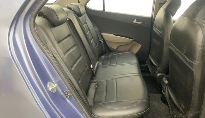 2015 Hyundai Xcent S (O) 1.2, Petrol, Manual, 79,588 km, Right Side Rear Door Cabin