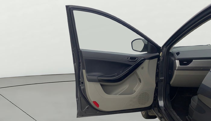 2018 Tata NEXON XM PETROL, Petrol, Manual, 72,439 km, LHS Front Door