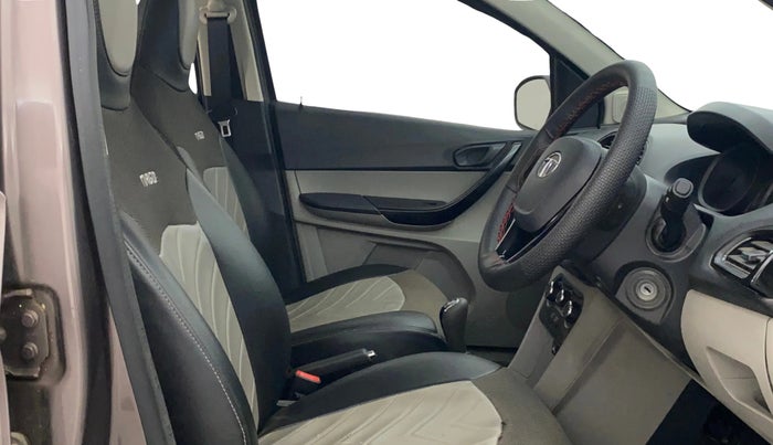 2019 Tata Tiago XT PETROL, CNG, Manual, 51,927 km, Right Side Front Door Cabin