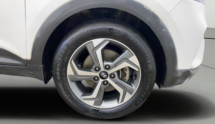 2018 Hyundai Creta SX AT 1.6 PETROL, Petrol, Automatic, 74,975 km, Right Front Wheel