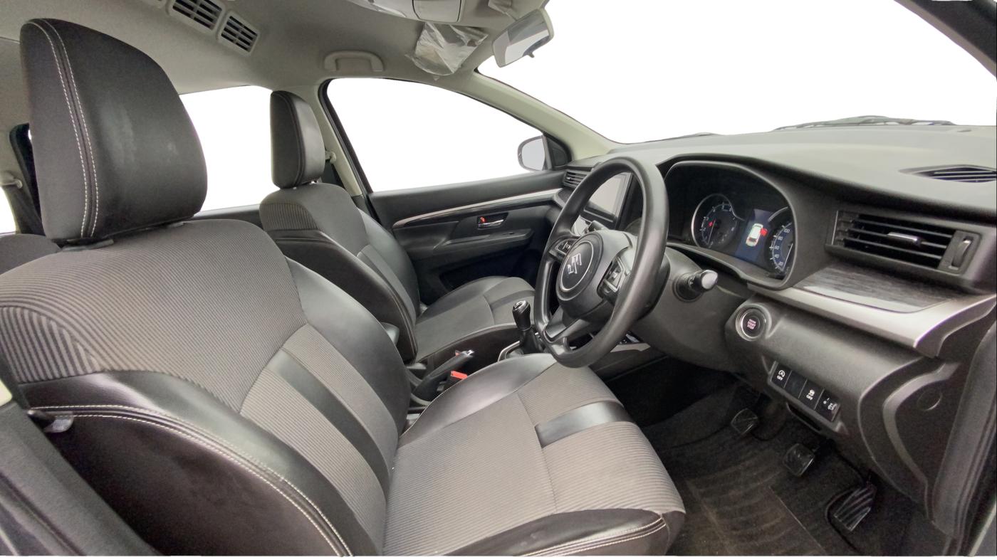 2022 Maruti XL6 ZETA MT, Petrol, Manual, 49,960 km, Right Side Front Door Cabin