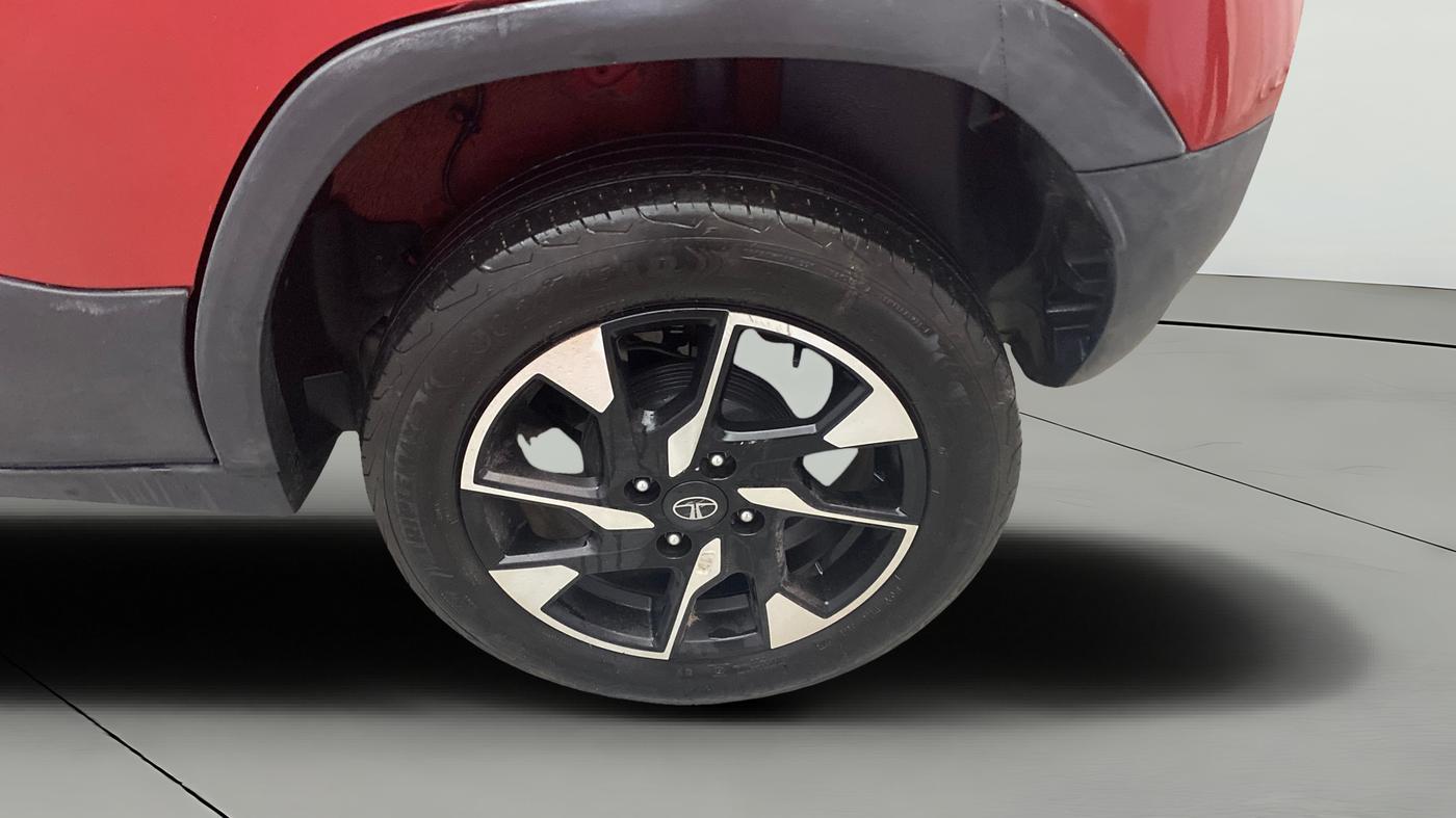 2025 Tata PUNCH Creative Plus (S) AMT, Petrol, Automatic, 19,349 km, Left Rear Wheel